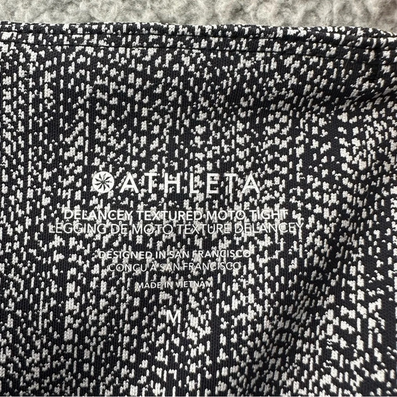 Athleta Delancey Textured Moto Tight Legging Herringbone Athletic Travel M x 28‎ - Picture 3 of 8